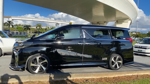 Jumbo taxi charters